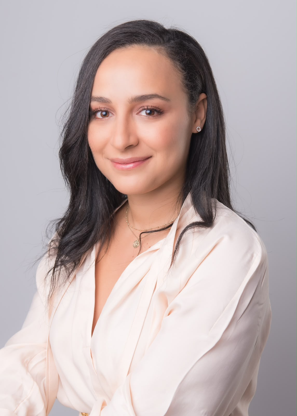 Dr. Sara Jidal